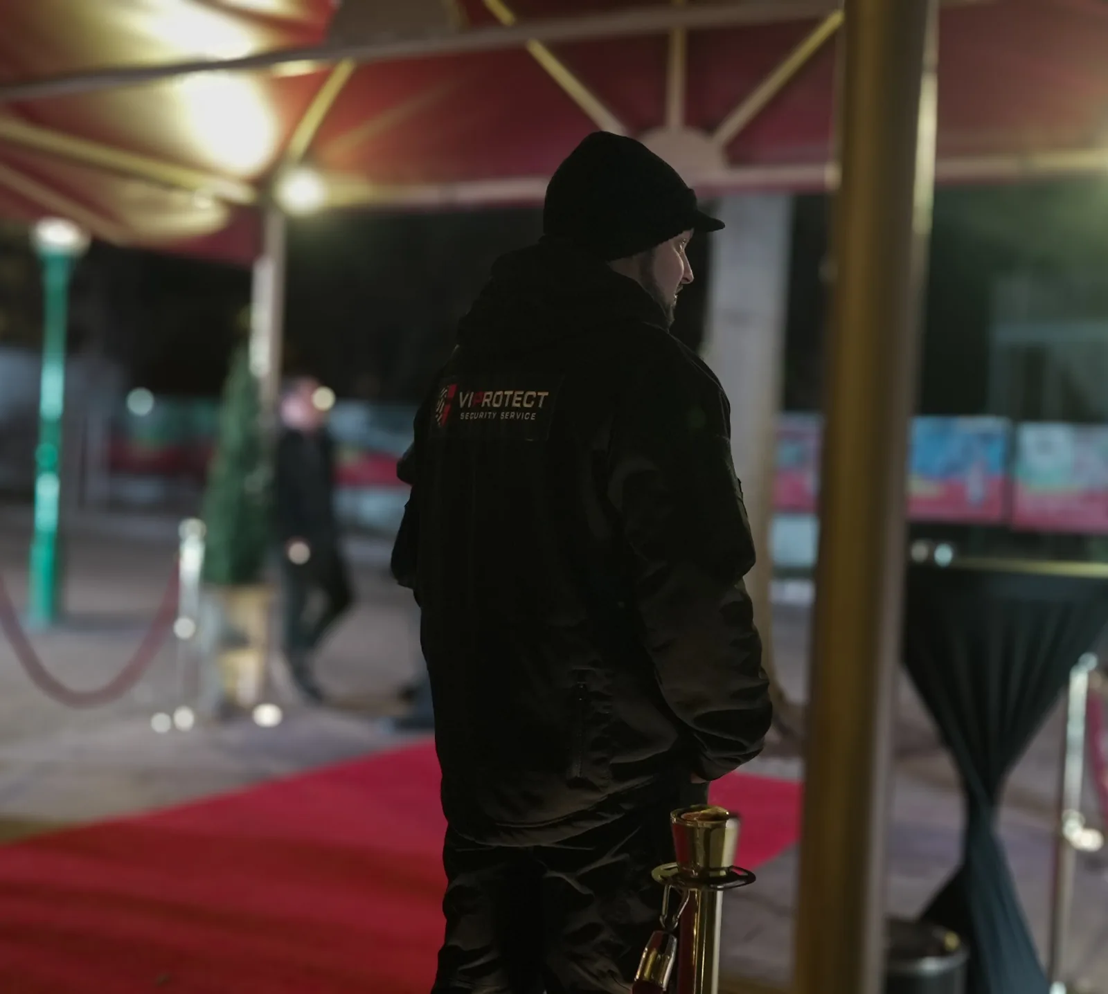 VIPROTECT Sicherheitsmitarbeiter bei der Zugangssicherung einer Veranstaltung in Wien