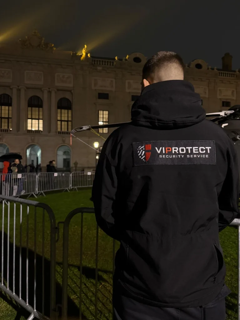 Sicherheitsdienst auf militärischer Ausstellung – VIPROTECT im Einsatz